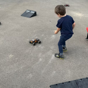 RENTAL 1 Battery Basic RC 1/18th scale Truck